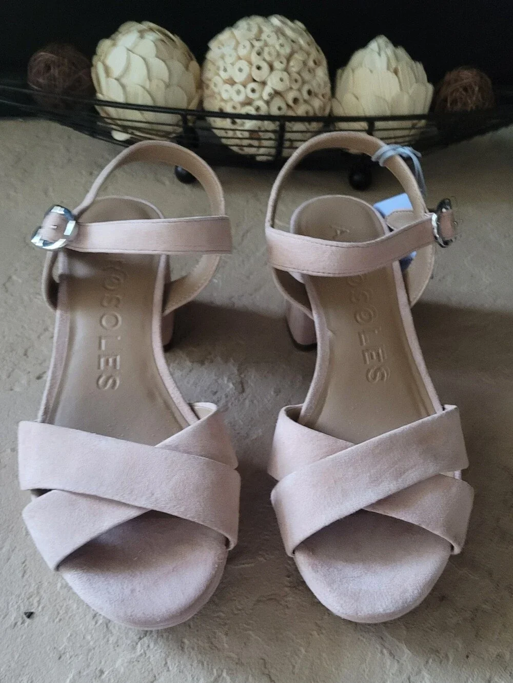 Size 9 Aerosoles Cosmos Platform Beige Faux-Suede Block Heel Women Sandals